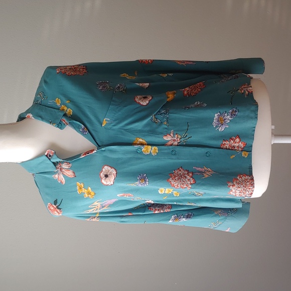 Pull&Bear | Floral Crop Button Down Top - Picture 12 of 12